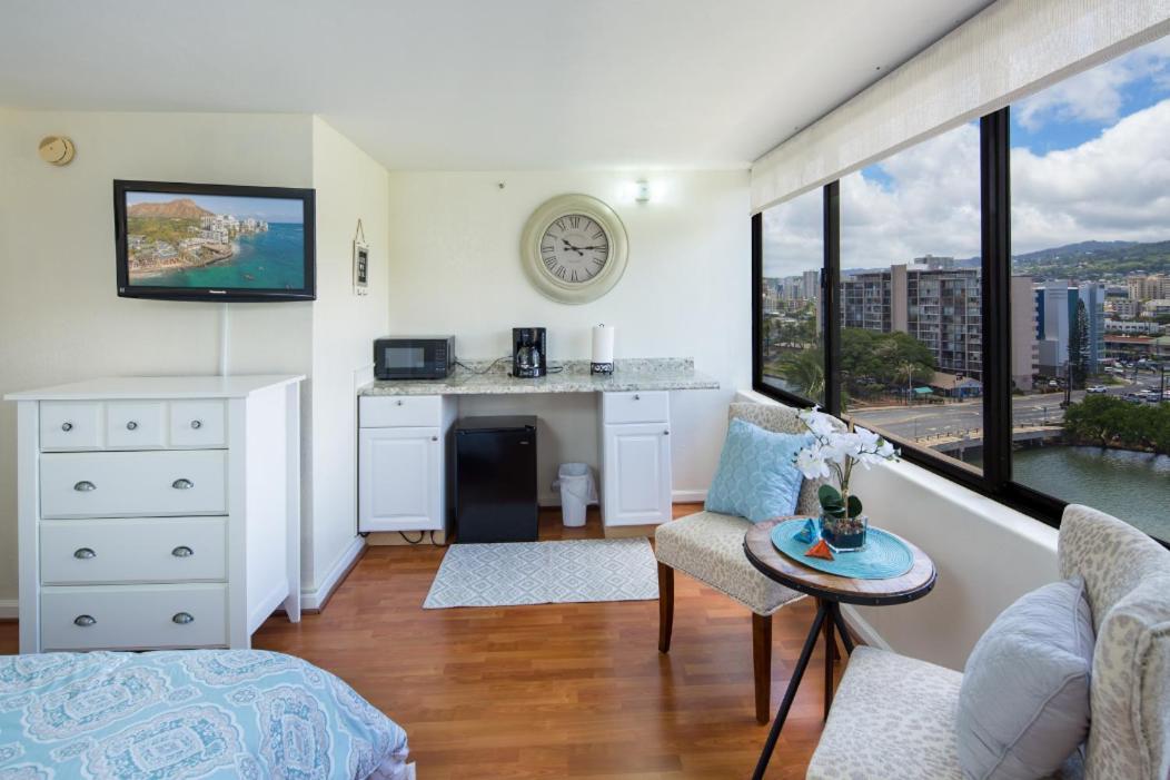 Modern Waikiki Sleek Studio โฮโนลูลู ภายนอก รูปภาพ